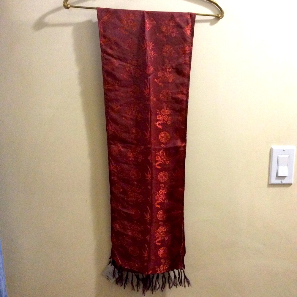 NWT Utopia 100% silk scarf